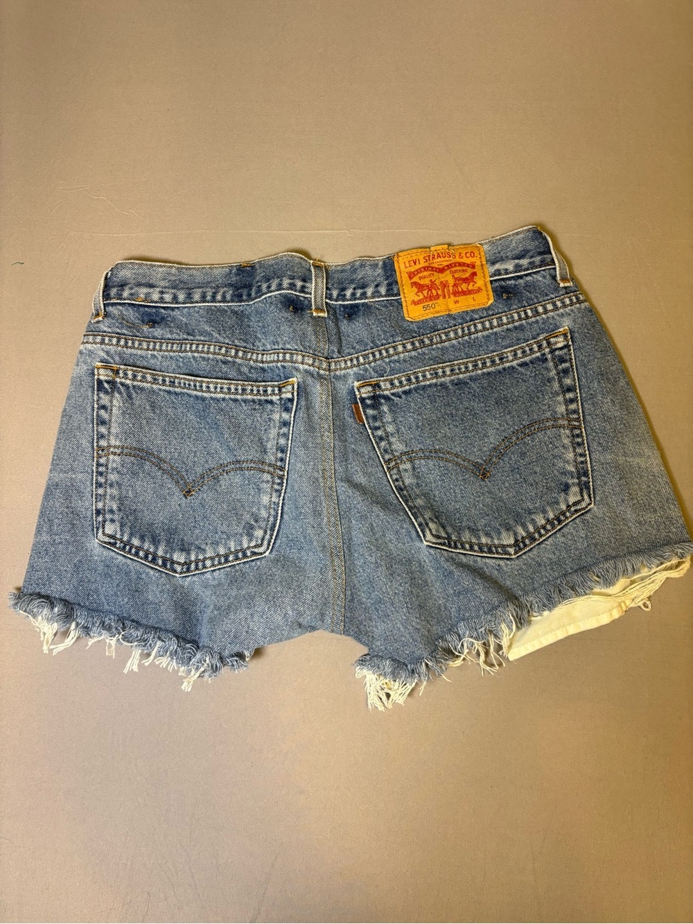 Rare Orange Tab Vintage Levi Cut Off Shorts Size 32 - Picture 6 of 6